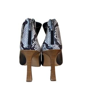 Vince‎ Camuto Snakeskin Embossed Leather Ankle Booties Black Heeled Boots 7.5m
